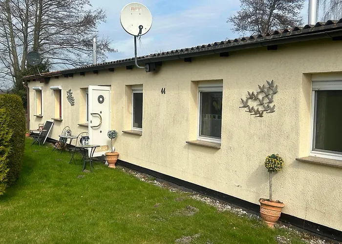 Ferienapartments Seeblick Dahmen *